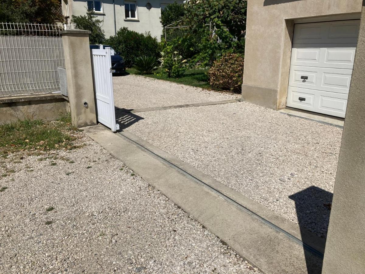 Chez Val Et Phil Hotell La Voulte-sur-Rhone Eksteriør bilde
